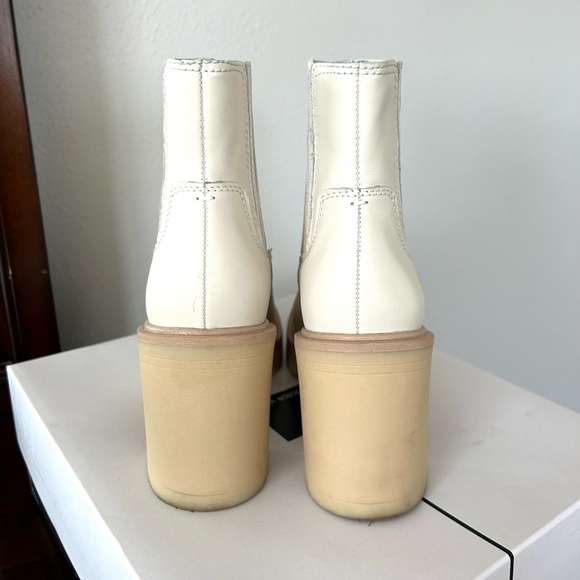 Dolce vita Caster H20 Booties Sz 7 Ivory Leather, used twice - Picture 13 of 14